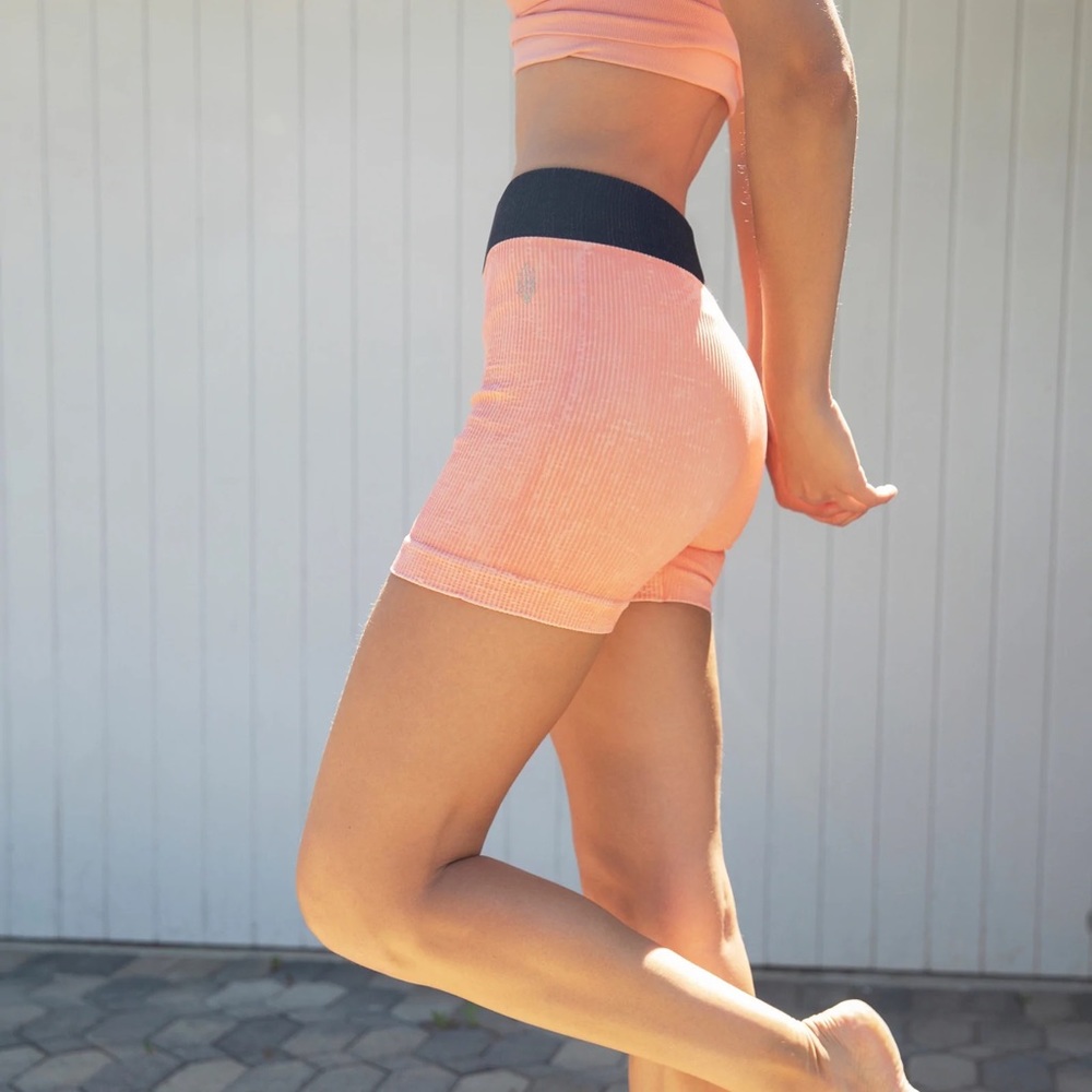 Free People Seamless Ribbed Short In Coral Reef Medium/Large New
